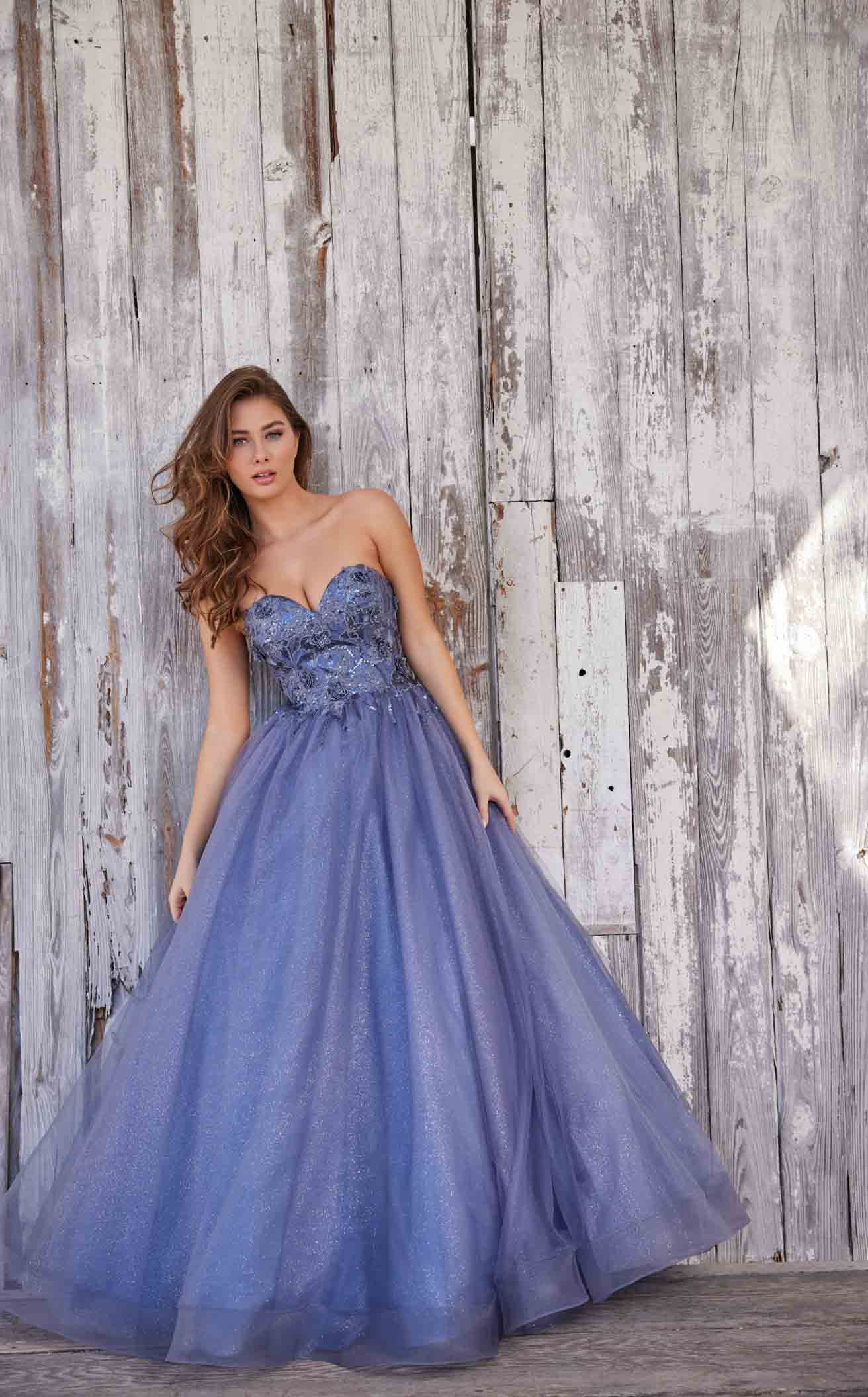 Colette CL5161 Dress - Image 3