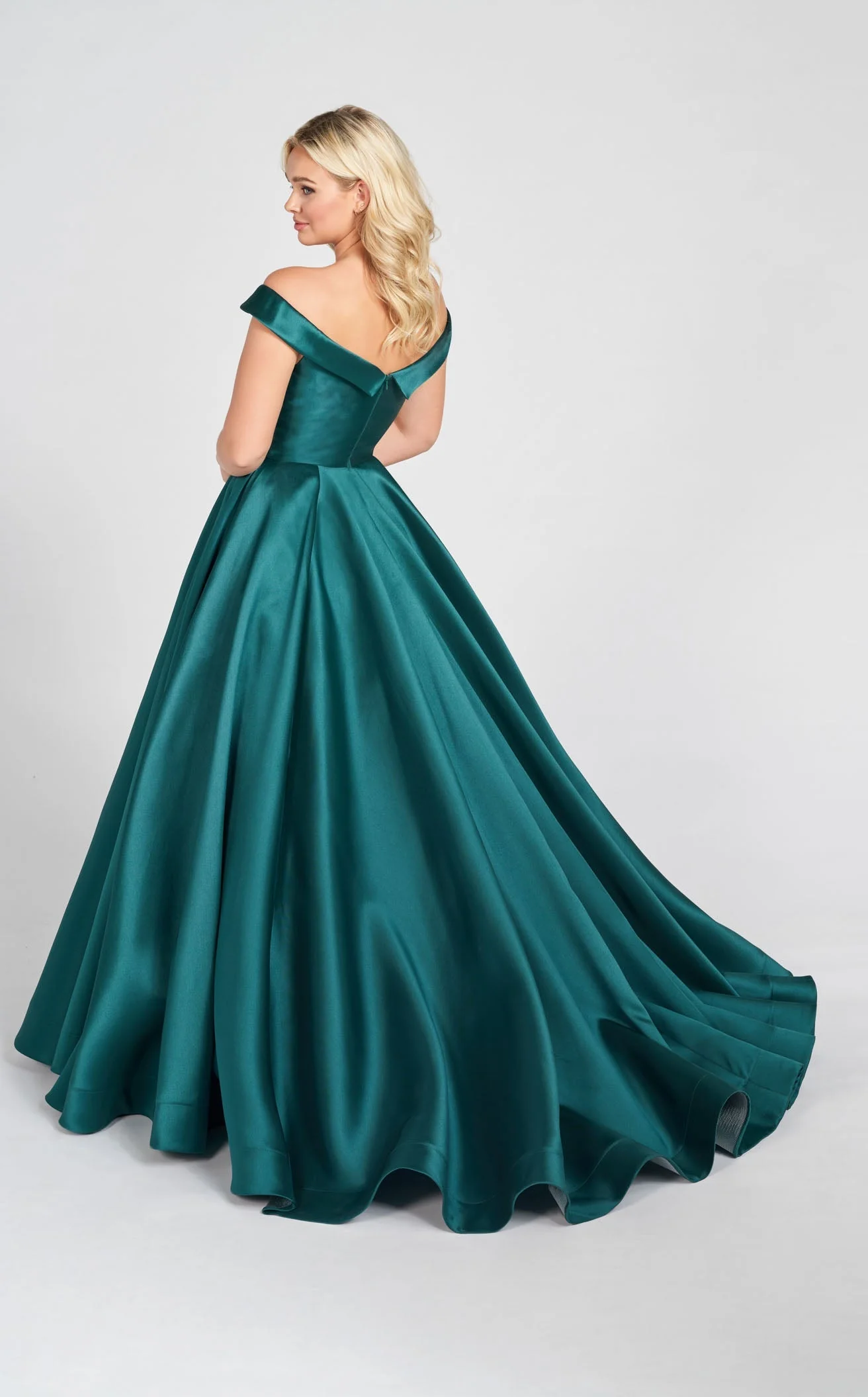 Ellie Wilde EW122090 Dress - Image 5