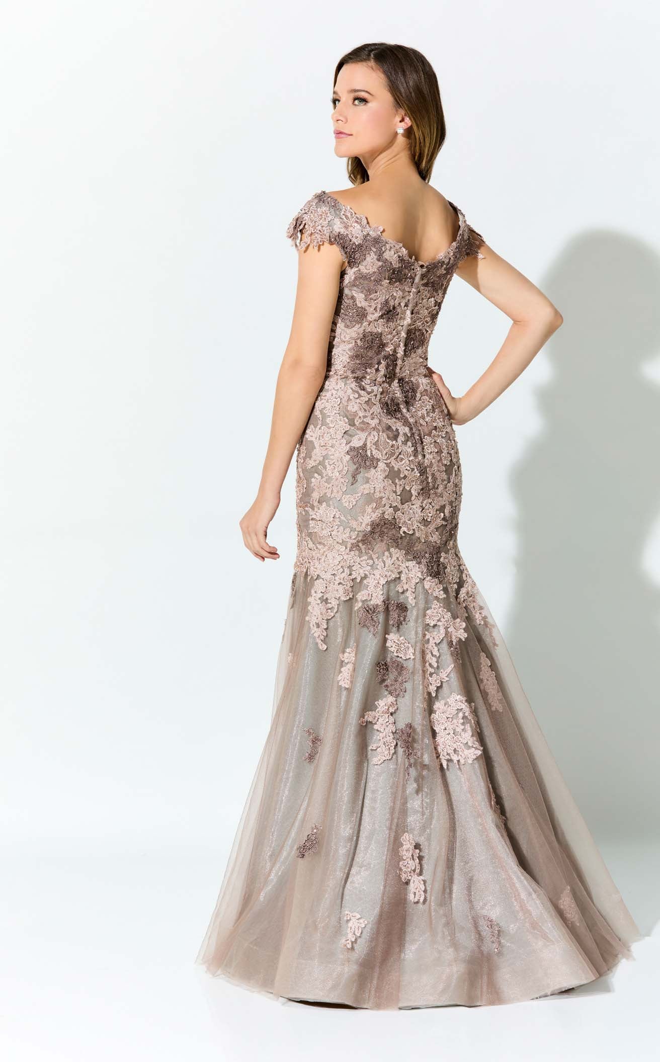 Ivonne D ID919CL Sale - Image 5