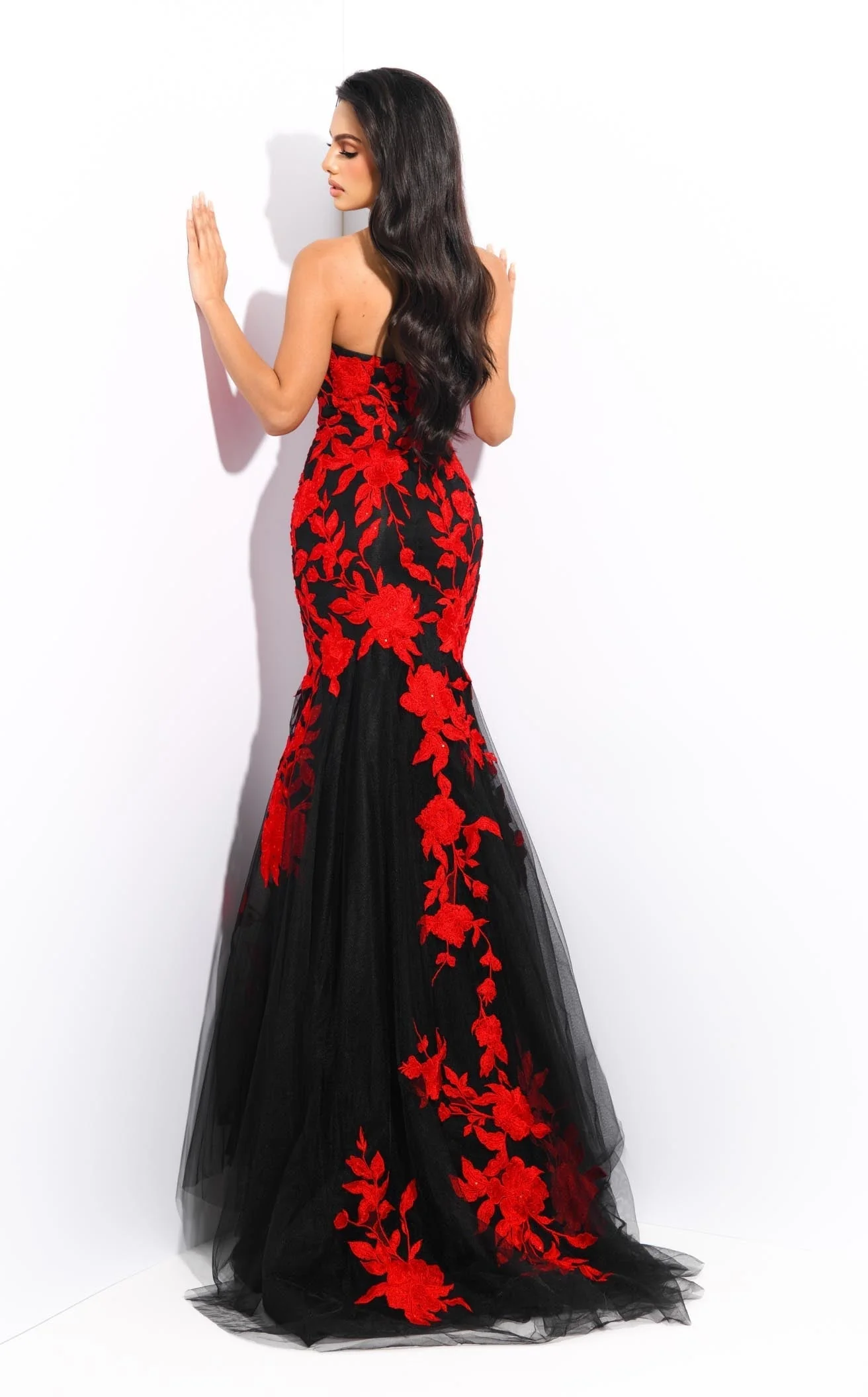 Jasz Couture 7328 Dress - Image 4
