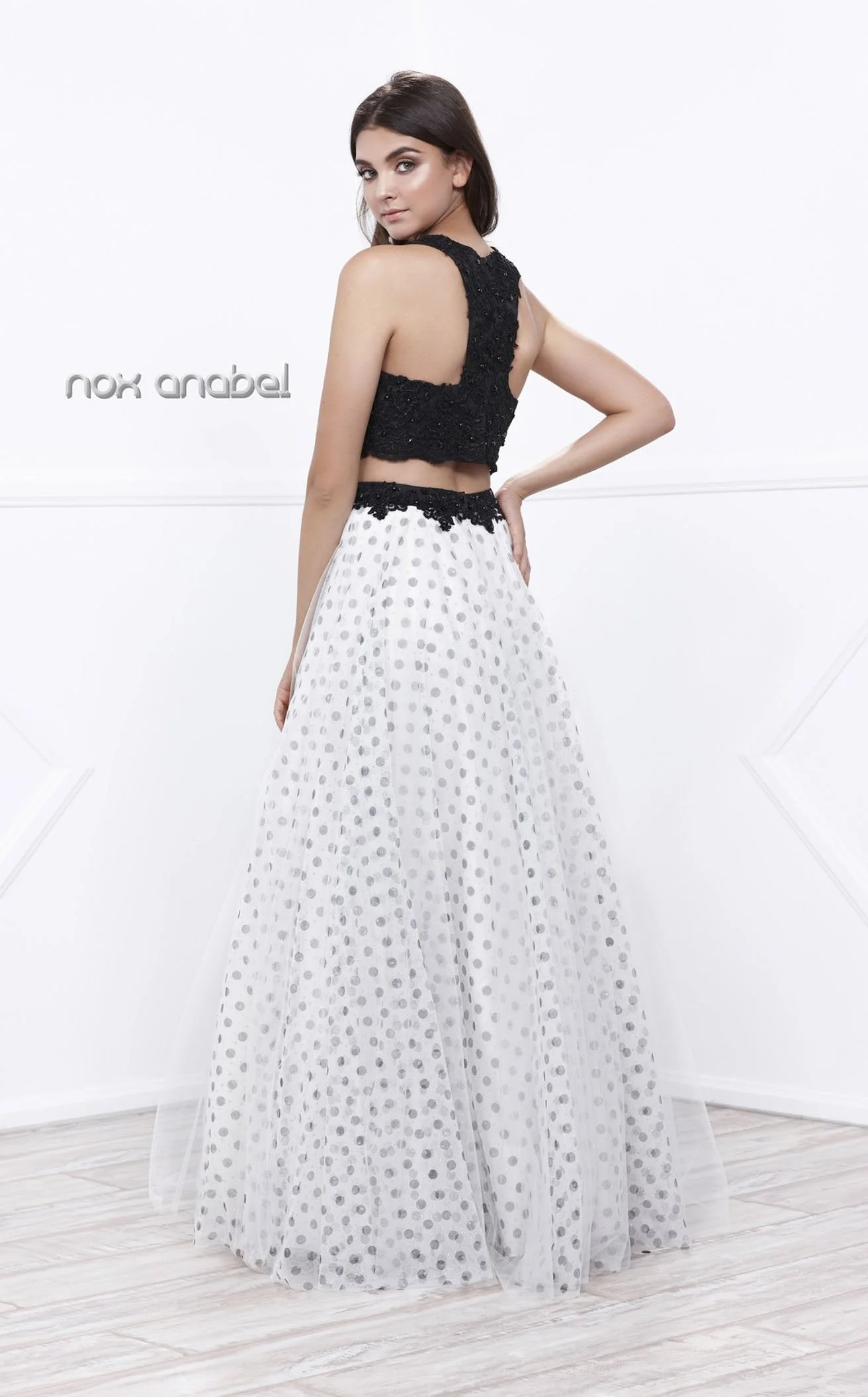 Nox Anabel 8309CL Dress - Image 2