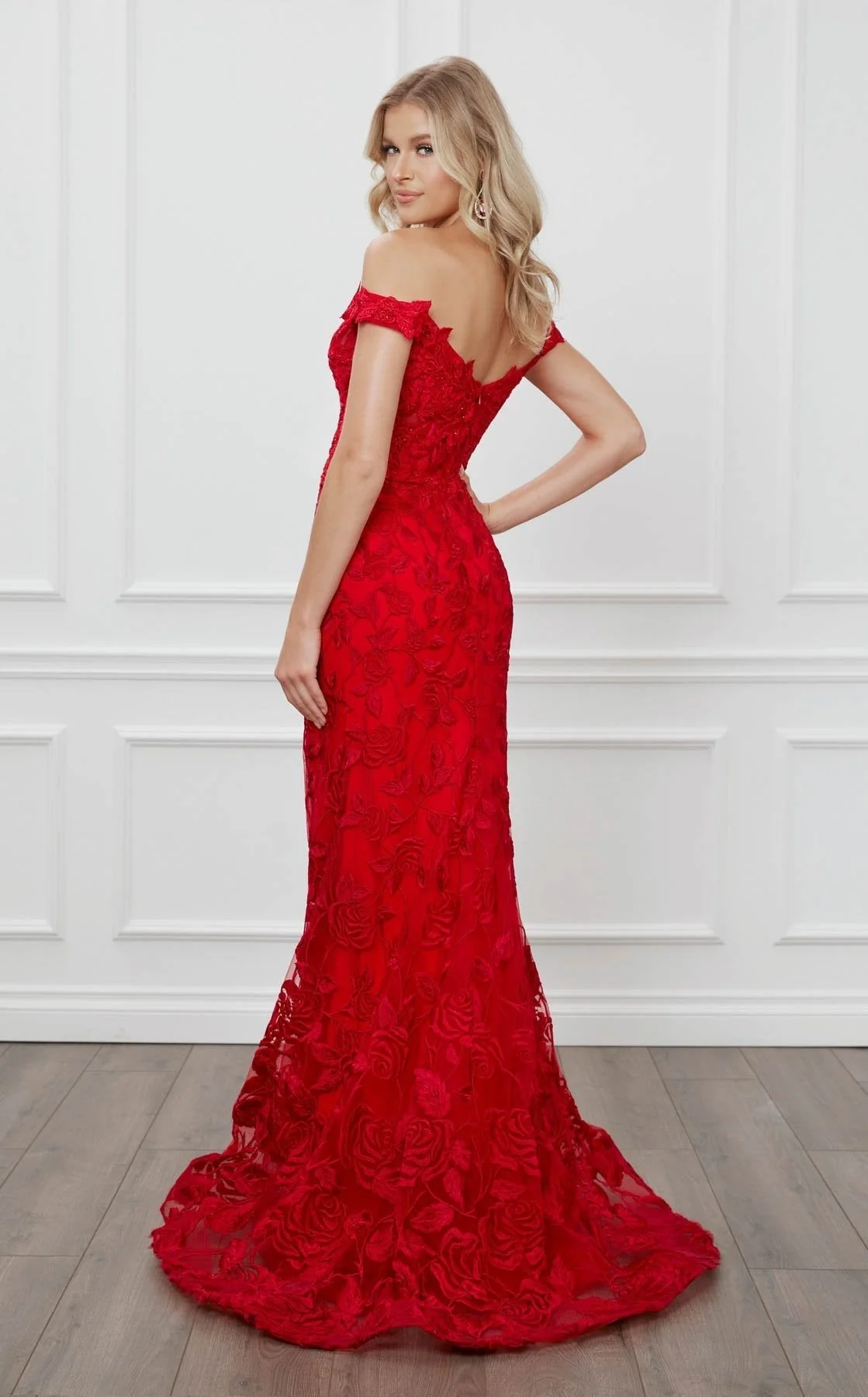 Nox Anabel C439CL Dress - Image 4