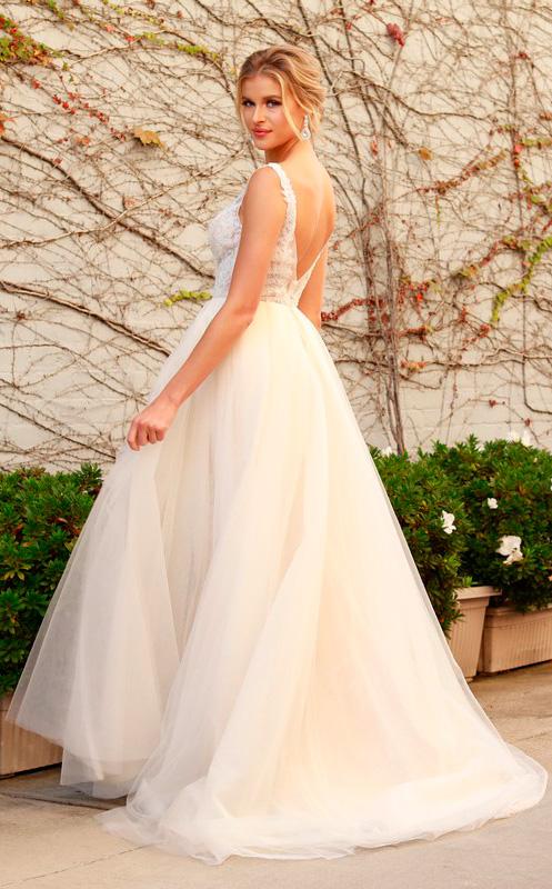 Nox Anabel E474CL Dress - Image 2