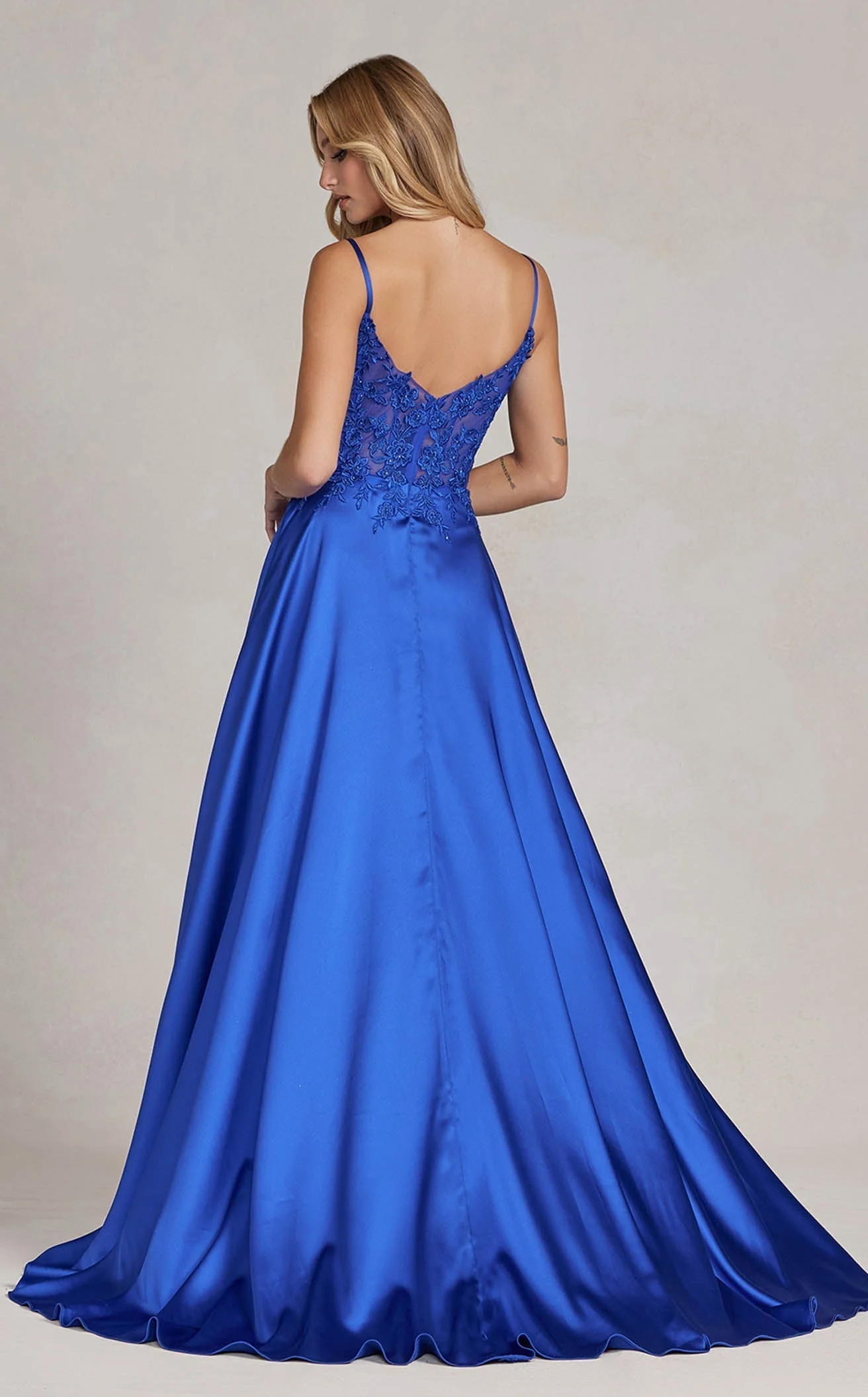 Nox Anabel K1121CL Dress - Image 2