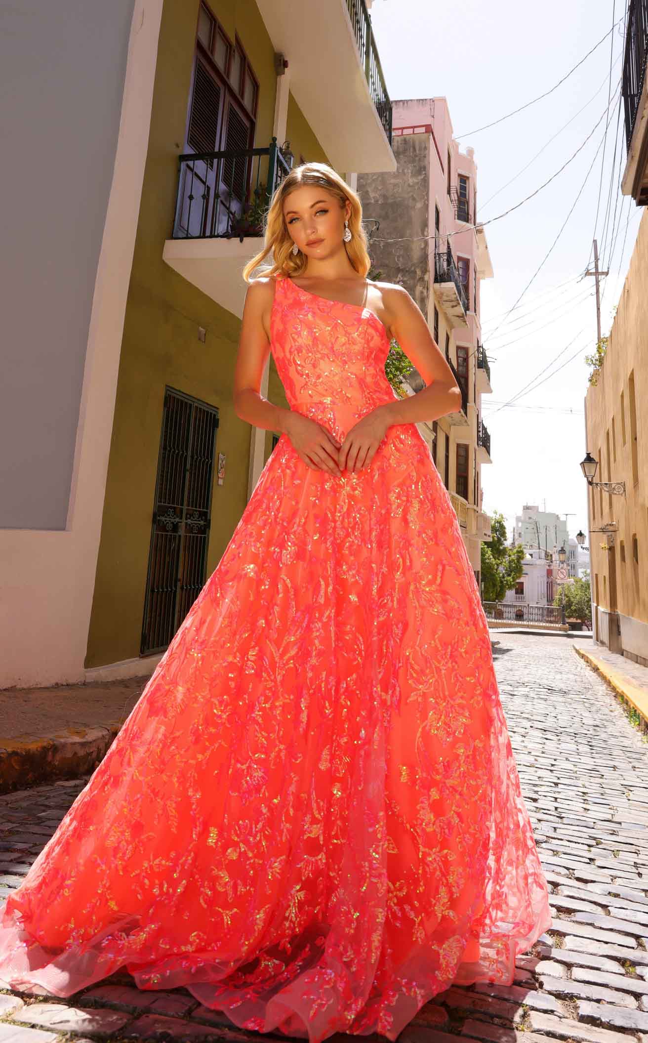 Nox Anabel R1305CL Dress