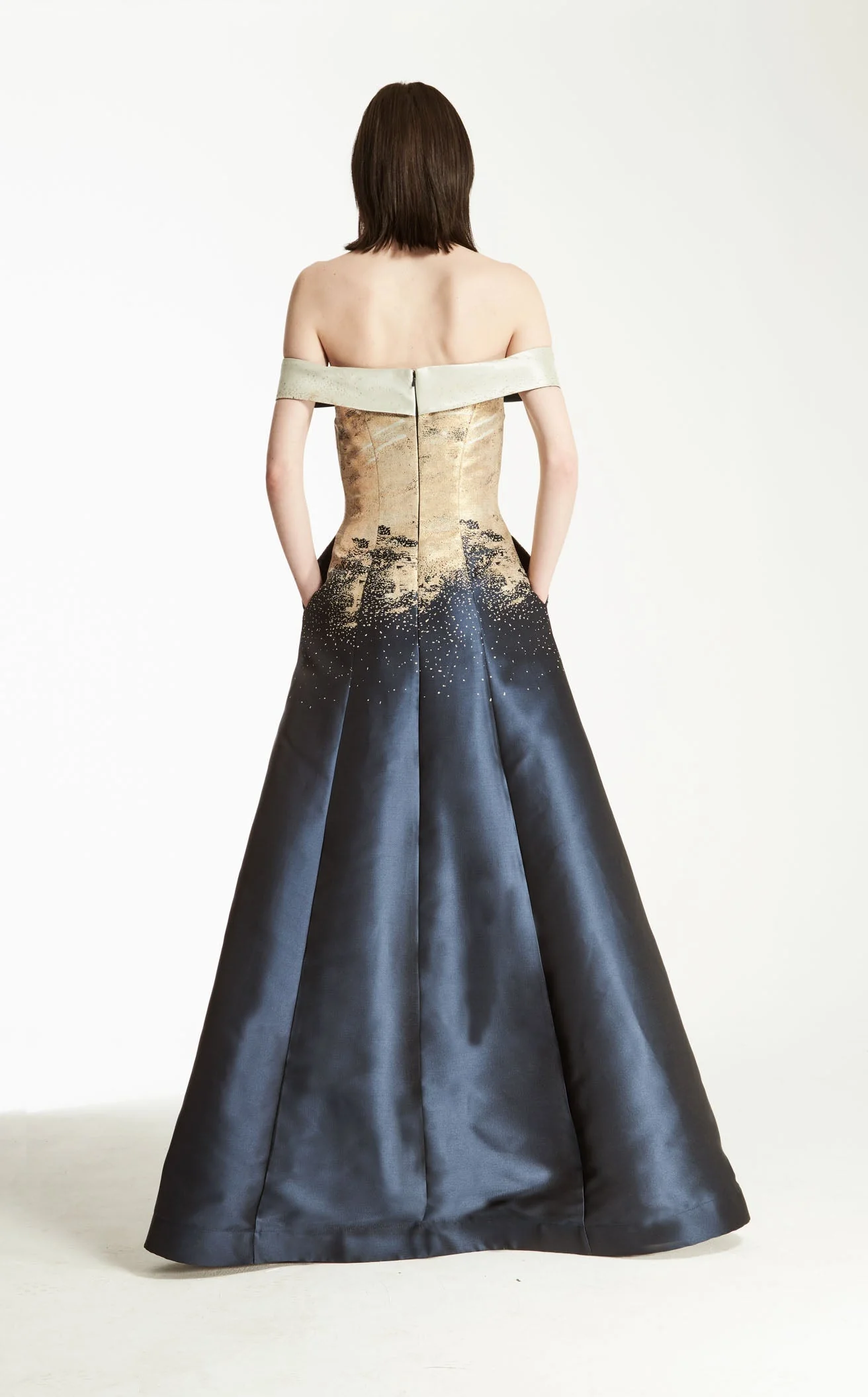 Park 108 M408CL Dress - Image 4