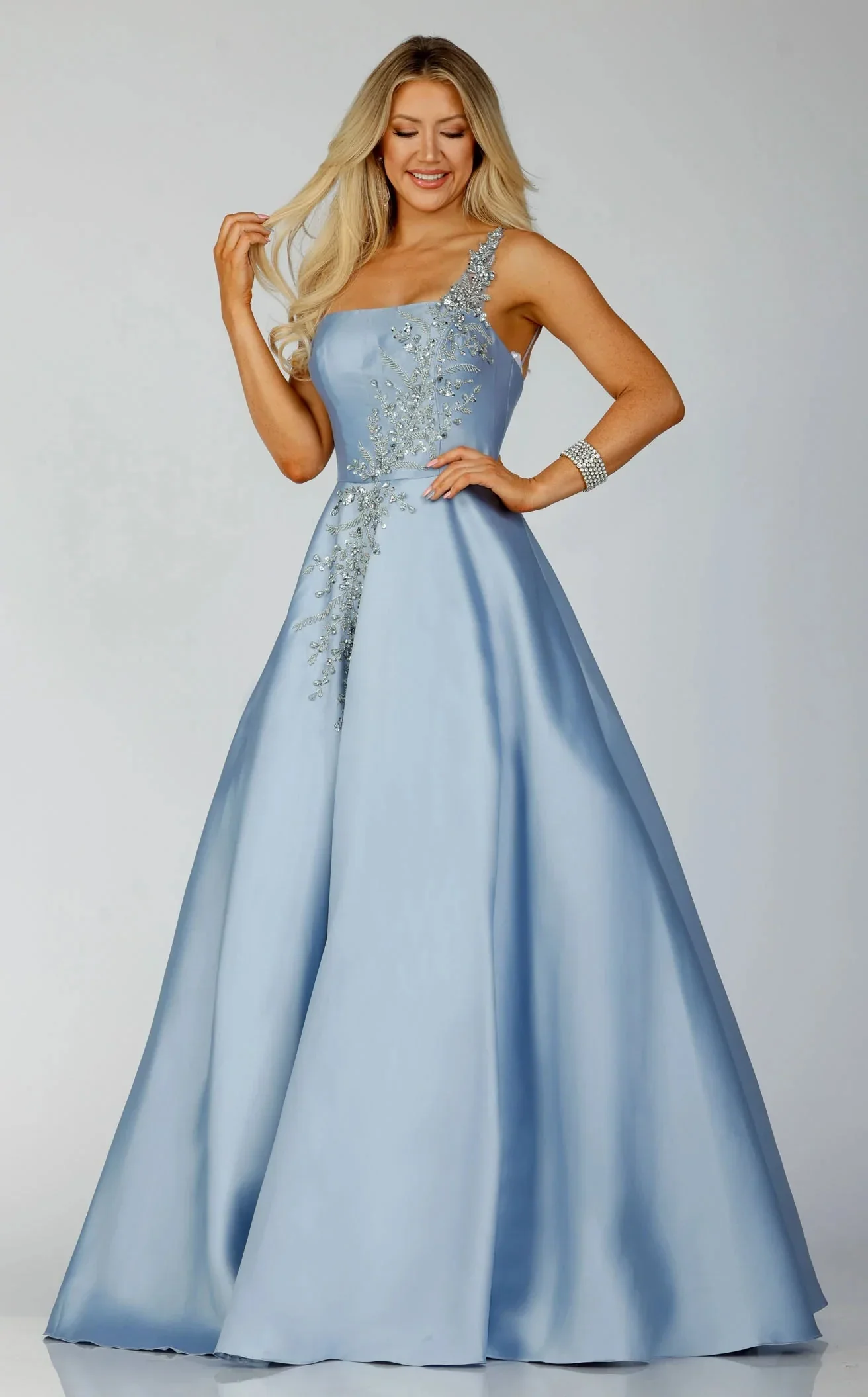 Terani 231P0175CL Dress - Image 3
