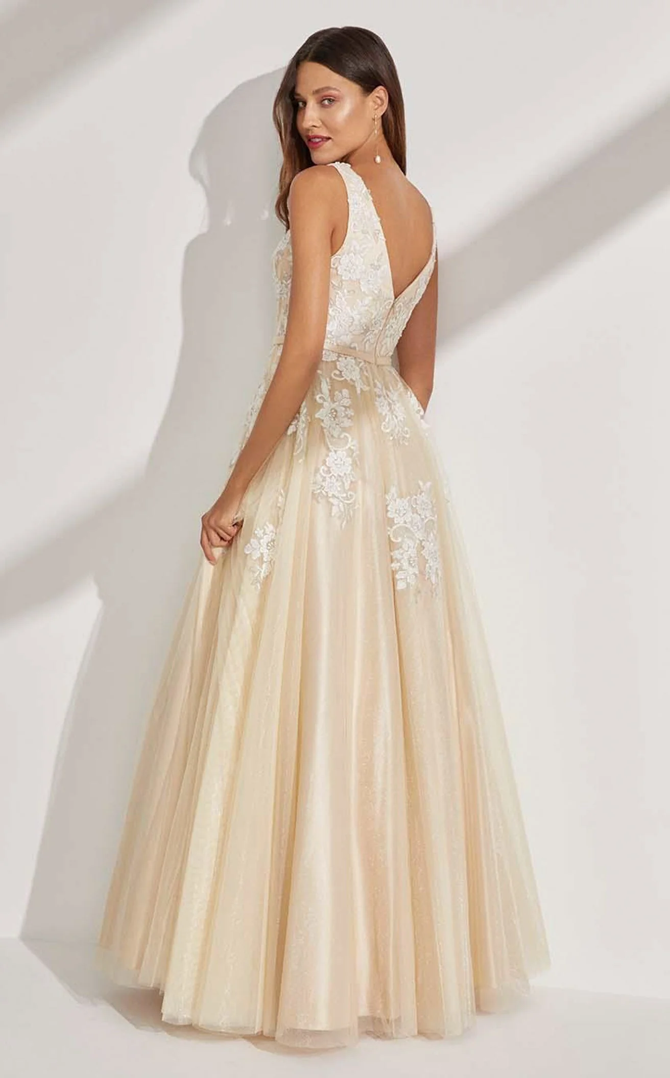 Tiara TAB2026115 Dress - Image 3